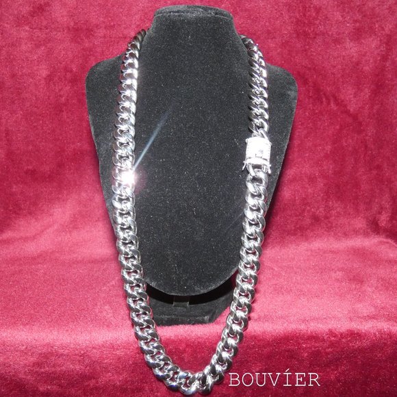 ⚡️FLASH SALE⚡️ White Diamond Clasp Cuban Chain - Picture 1 of 1
